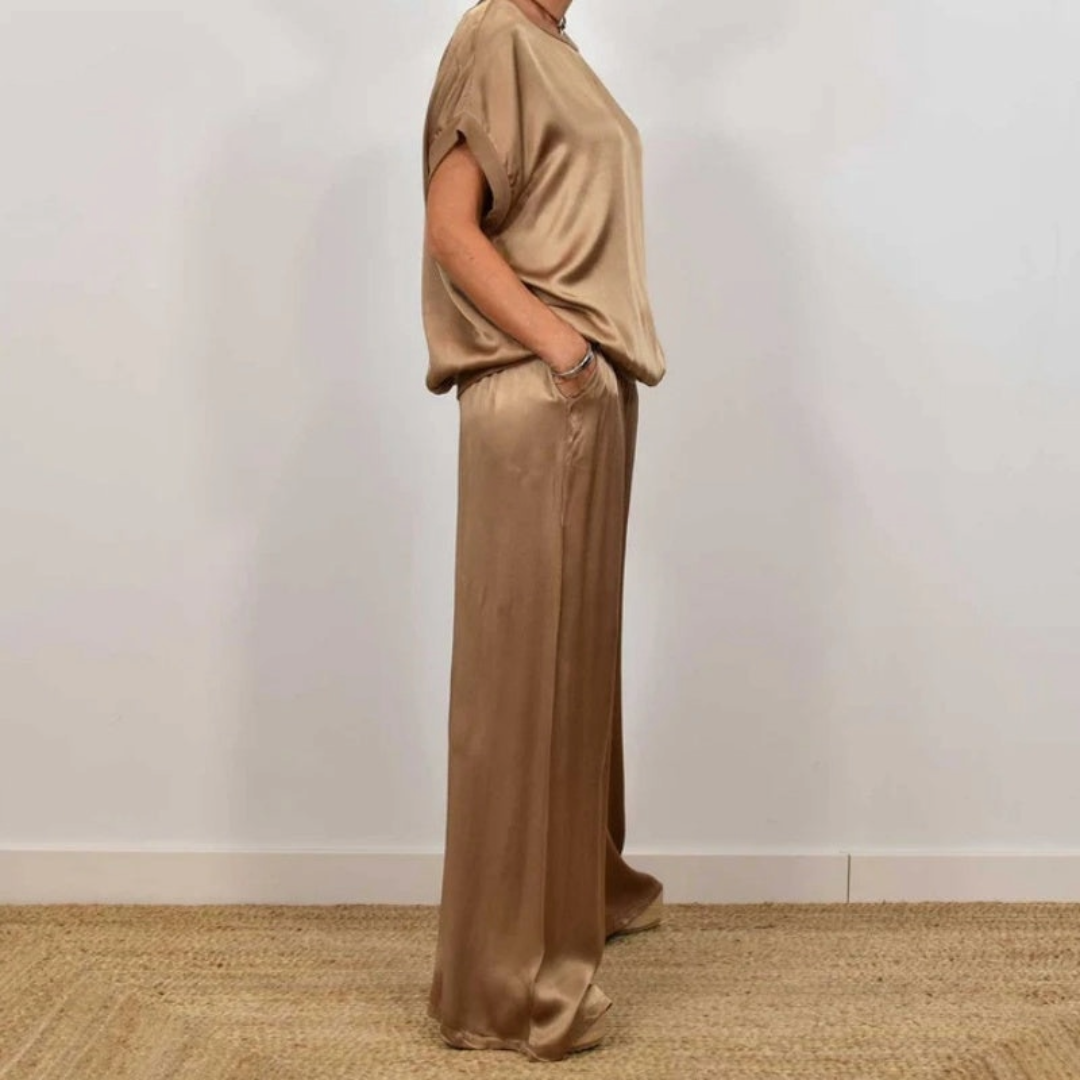 Nadine - Set aus Satinoberteil und weiter Hose