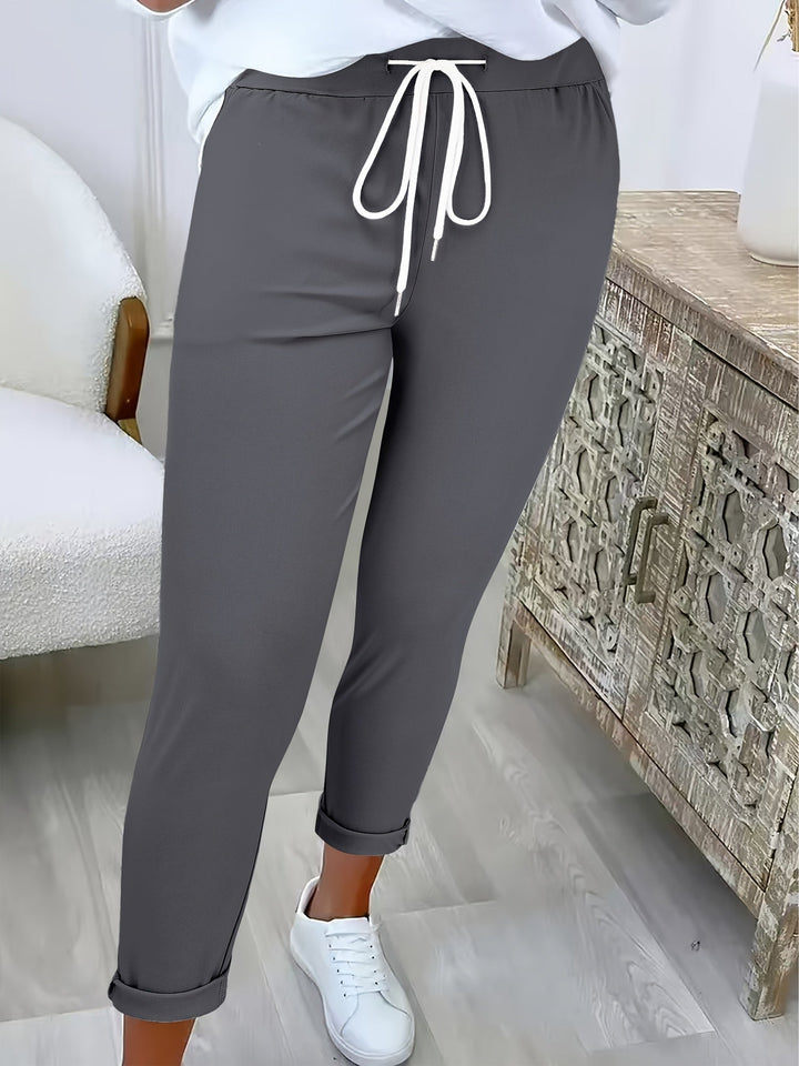 Tansy - Schmal geschnittene Stretchhose mit Tunnelzug