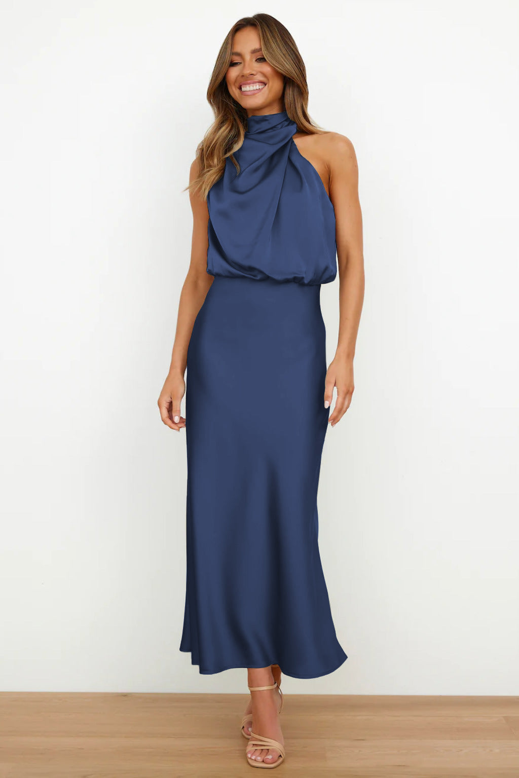 Theodosia - Drapiertes Maxikleid