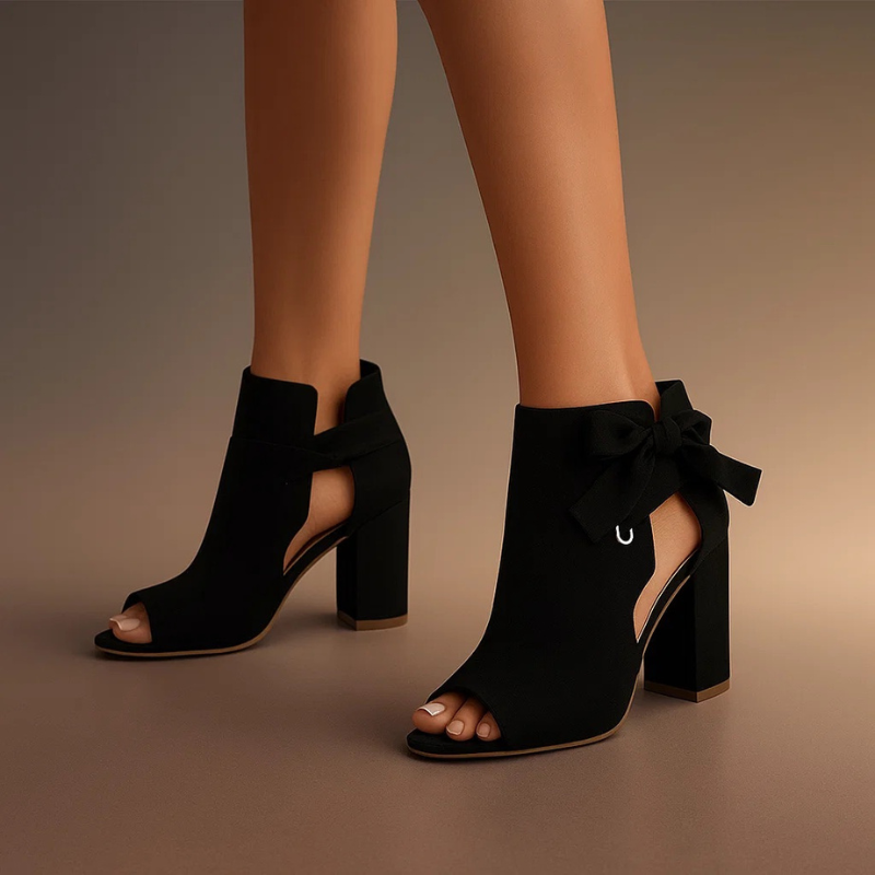 Celine - Raffinierte Peep-Toe-Pumps