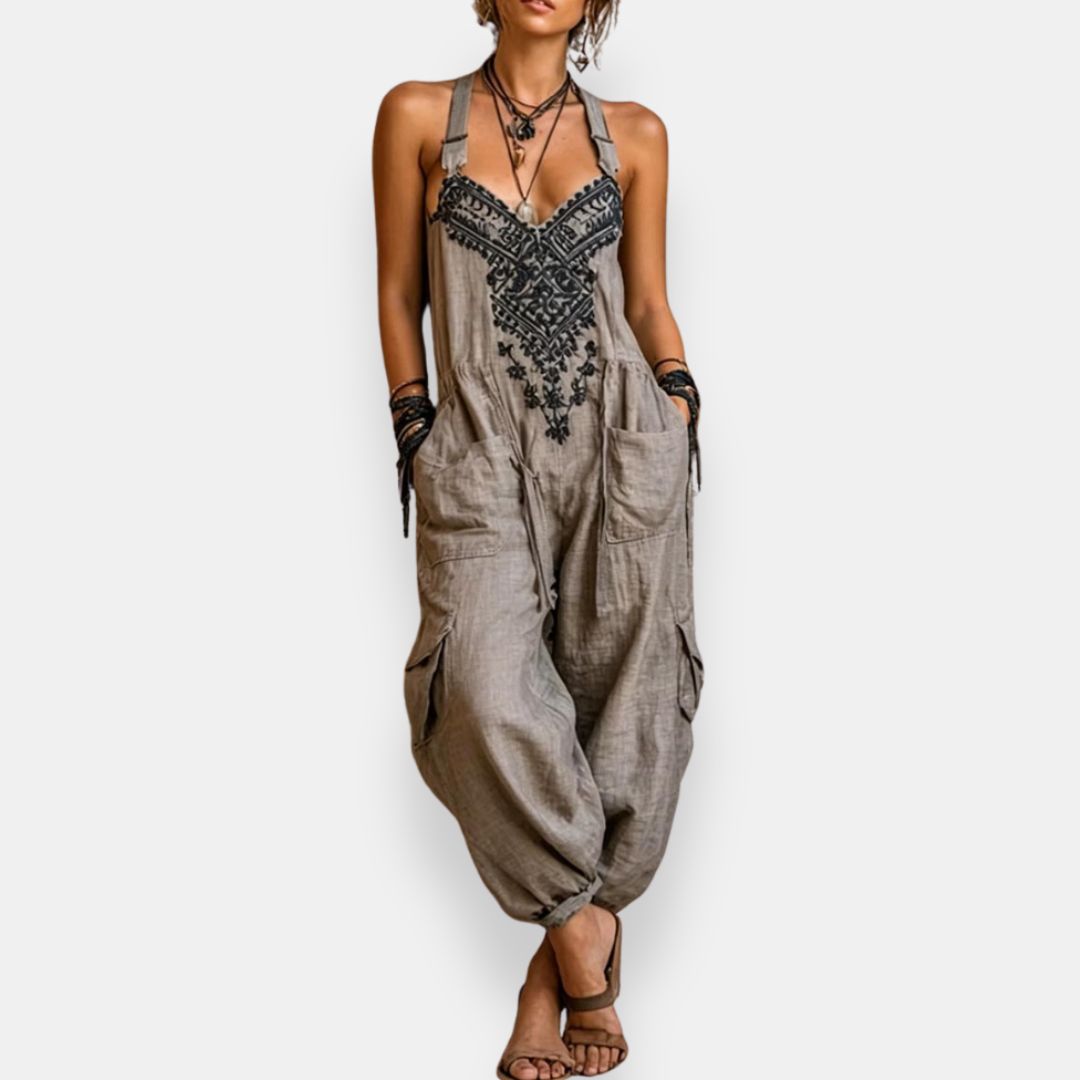 Solara - luftiger bestickter Jumpsuit