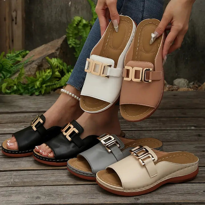 Lucerra - Riemchensandalen mit Schnalle