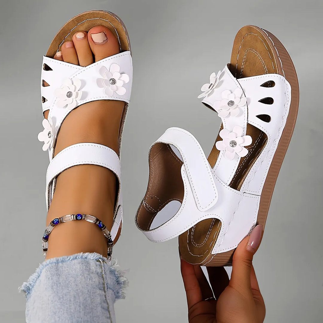Fiorelia - Komfortable, florale Keilsandalen