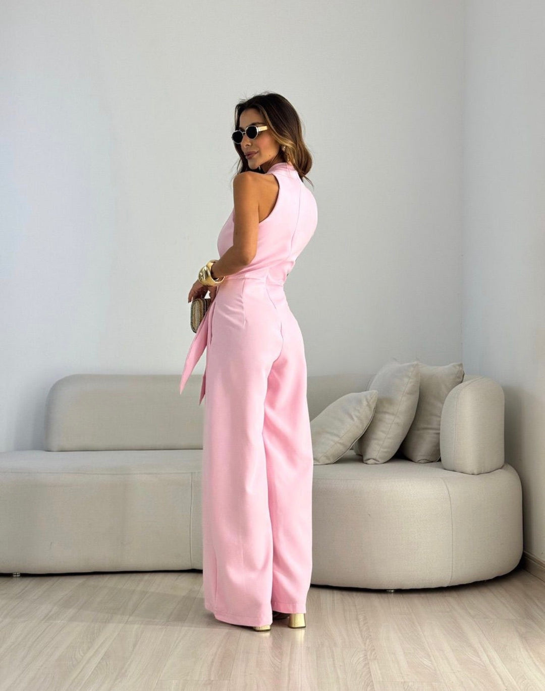 Ismerie - Fließender Jumpsuit mit weitem Bein