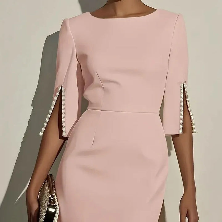 Avalyn - Midikleid mit perlenbesetzten Ärmeln