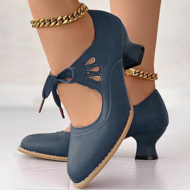 Veralyn - Vintage Schnürpumps mit Kitten-Heel