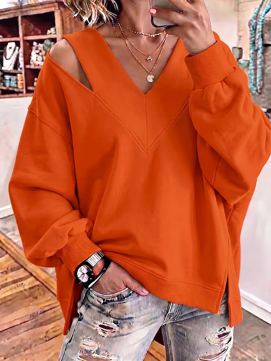 Aurelia - Soft-Touch-Sweatshirt mit Cut-out und V-Ausschnitt