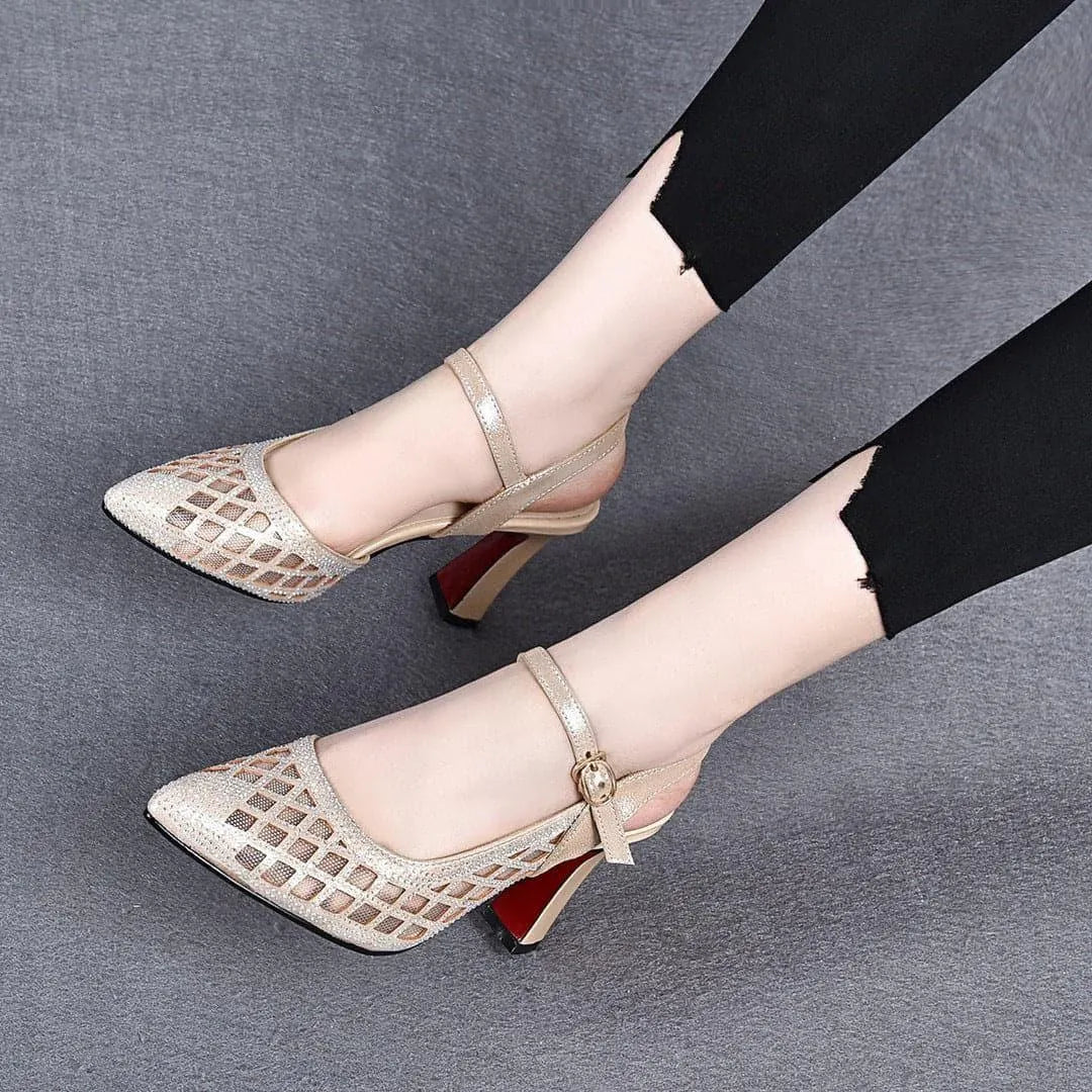 Delyse - Premium-Blockabsatz-Pumps