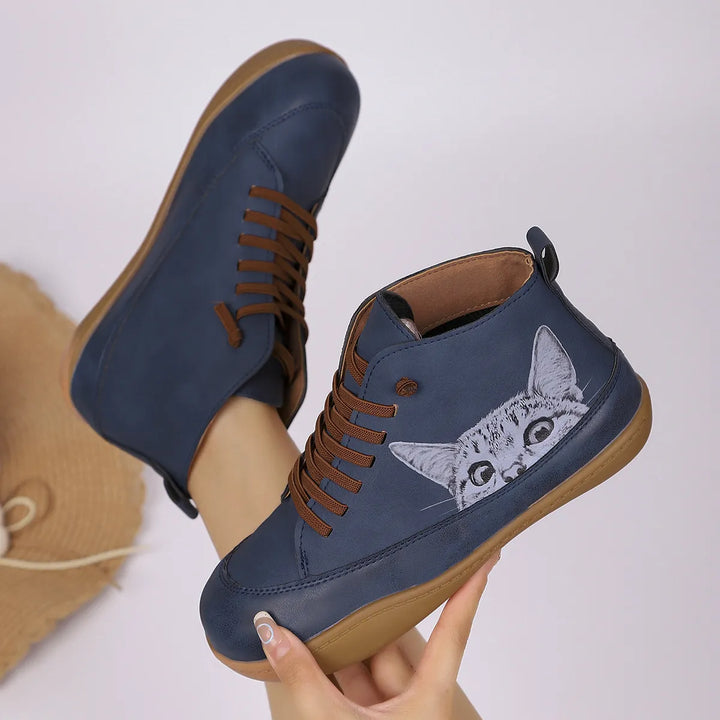 Zorelle - Bequeme Katzenmotiv-Stiefeletten