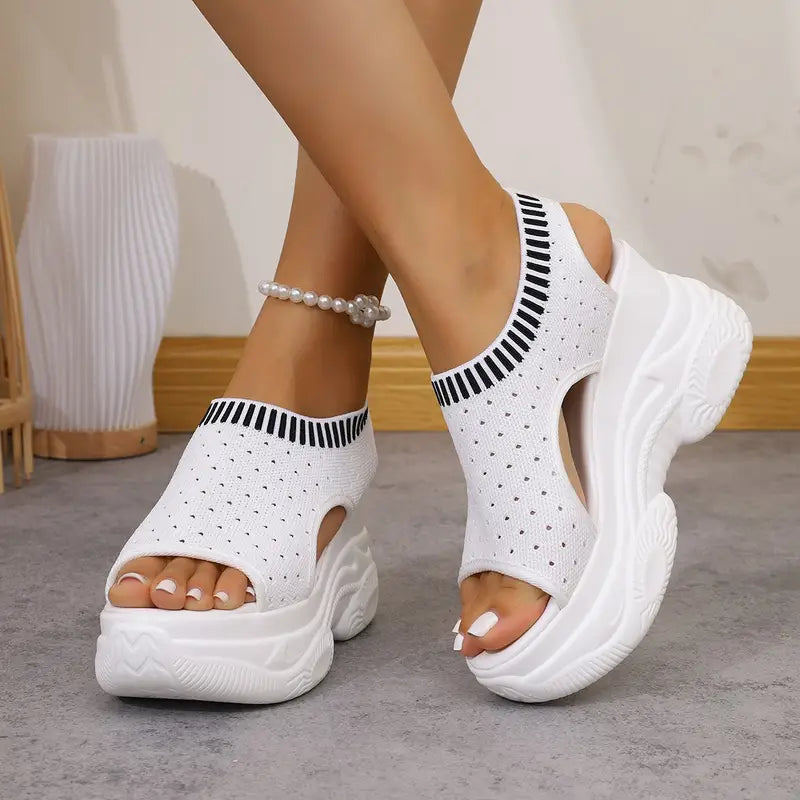 Tindra - gepolsterte orthopädische Sandalen