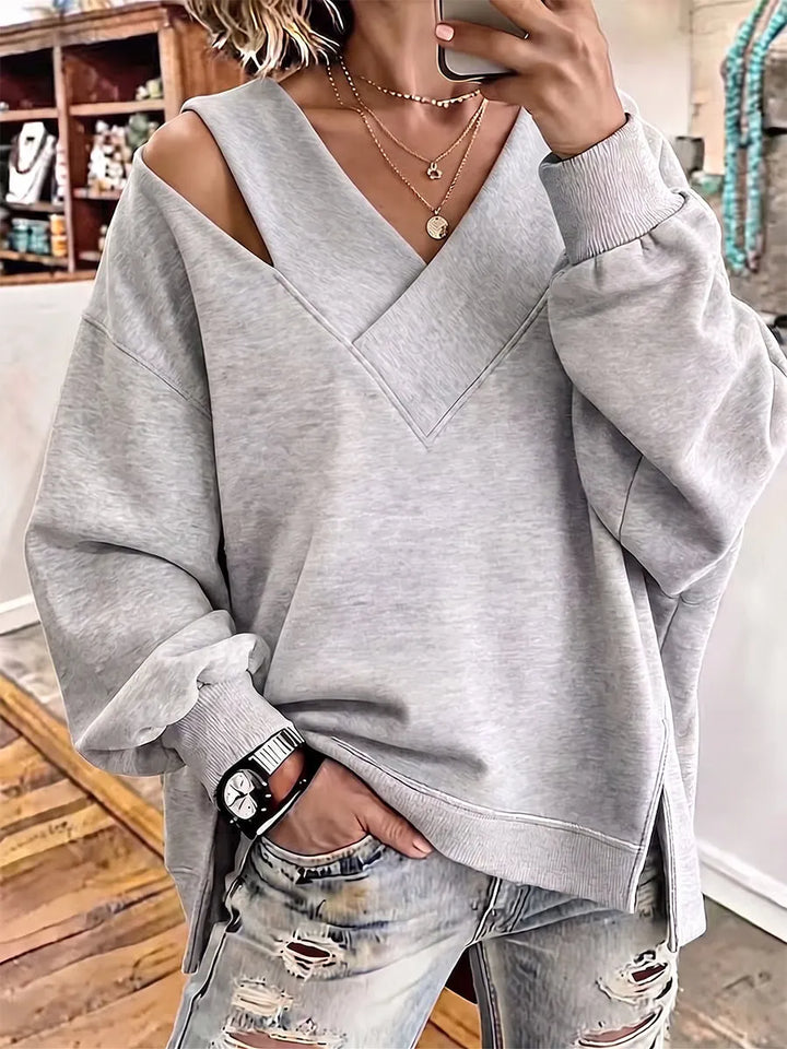 Aurelia - Soft-Touch-Sweatshirt mit Cut-out und V-Ausschnitt