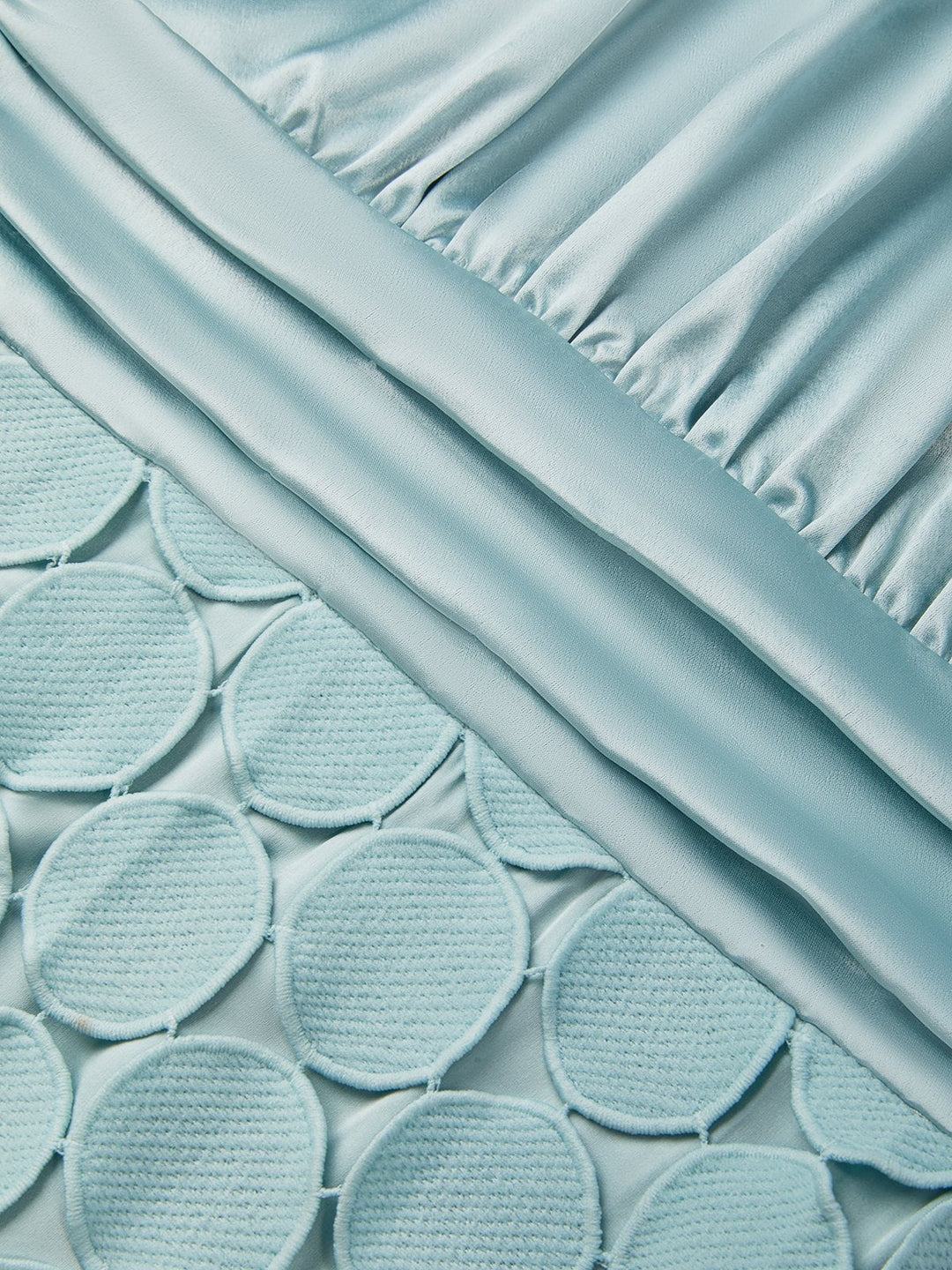 Kateline - Luxuriöses Neckholder-Midikleid