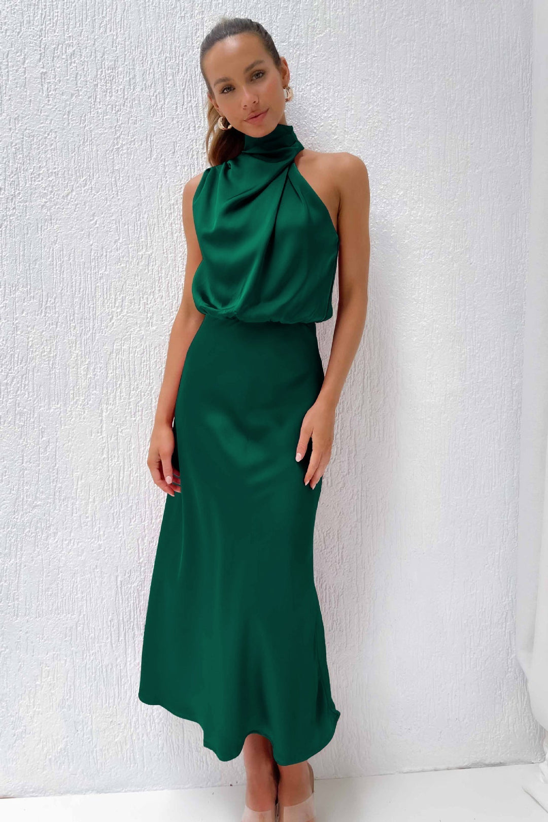 Melira - Majestätisches Maxikleid mit Stehkragen