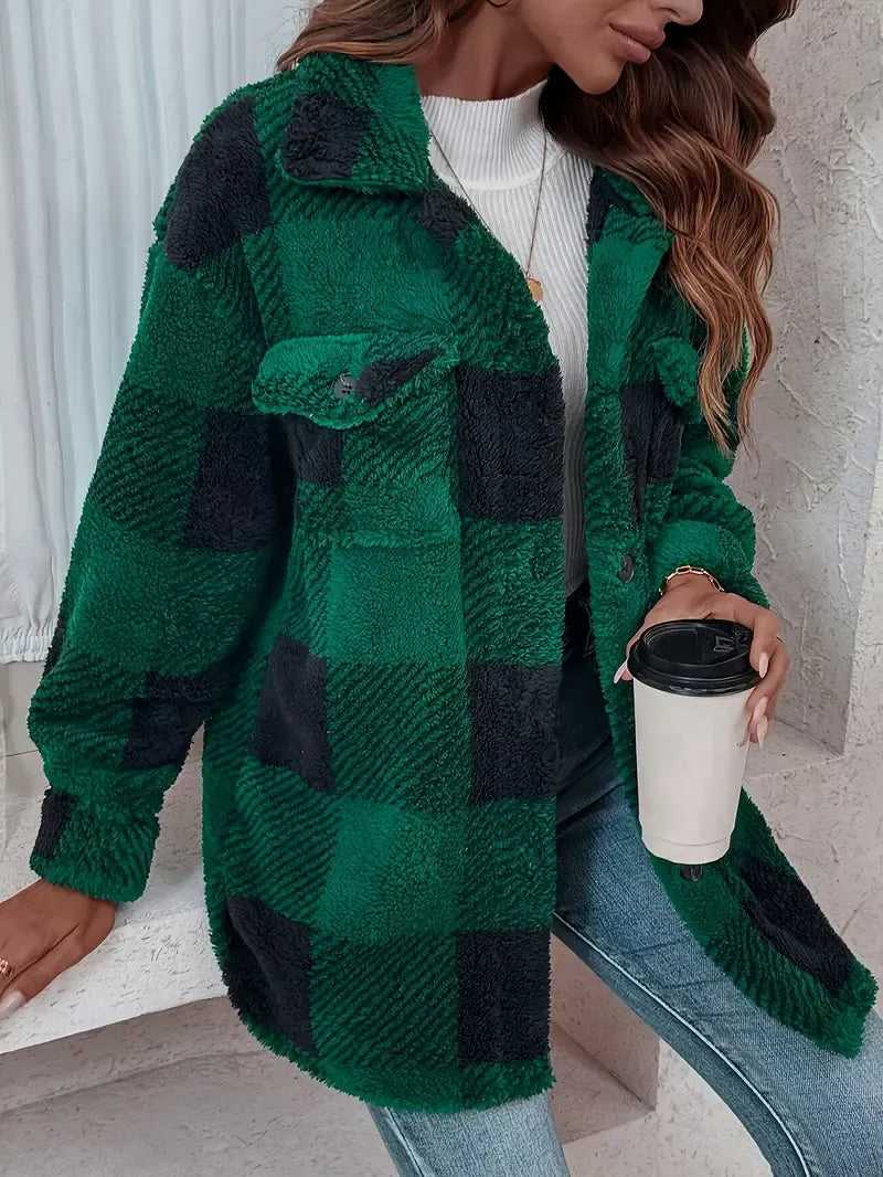 Emelisse - Kuschelige karierte Hemdjacke mit Knopfleiste