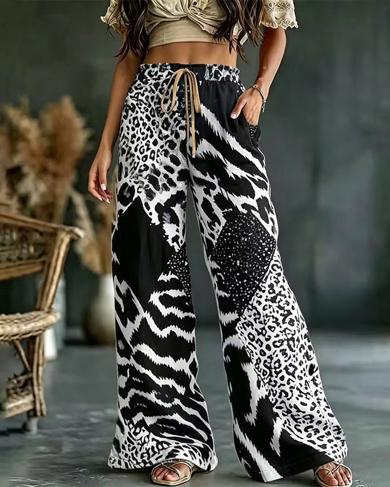 Elfrida - Weiche weite Hose mit Leopard-Print im Patchwork-Design