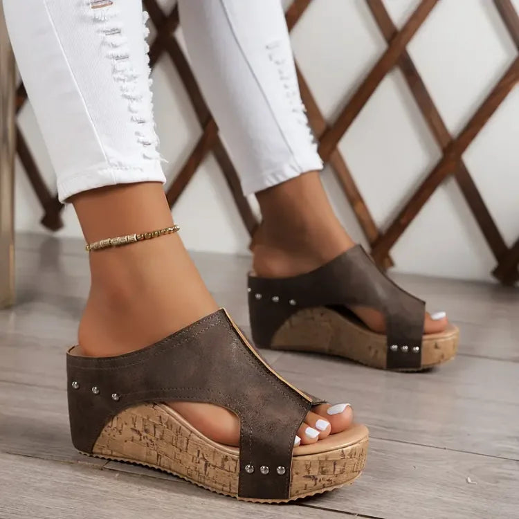 Oshae - Stützende Sandalen