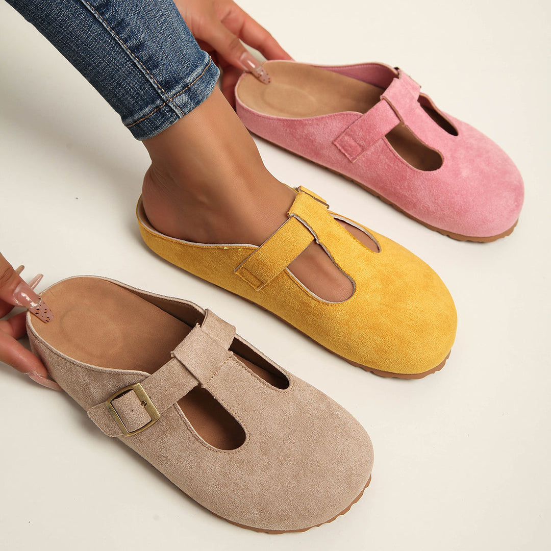 Korae - T-Riemchen-Clogs mit Schnalle
