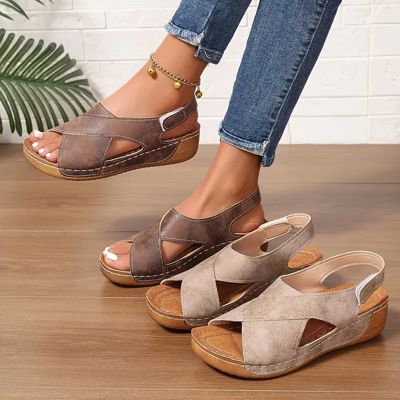 Lacey - Komfort-Sandalen mit Kreuzriemen