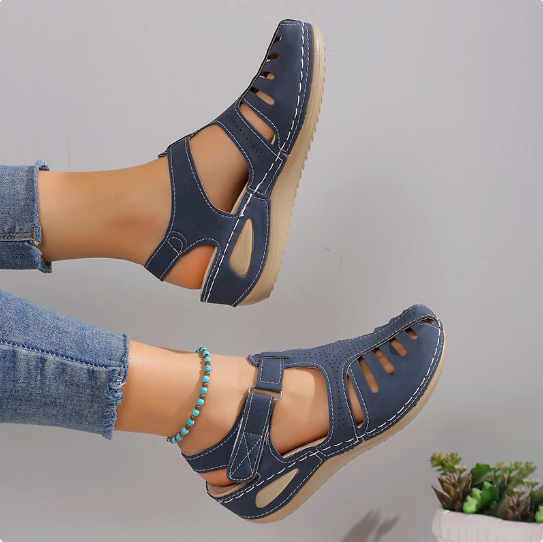 Delira - Leichte, gepolsterte Sandalen