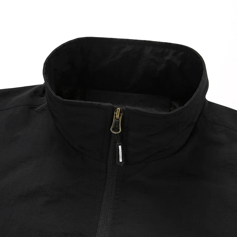 Aurex - Strukturierte Multi-Pocket-Jacke