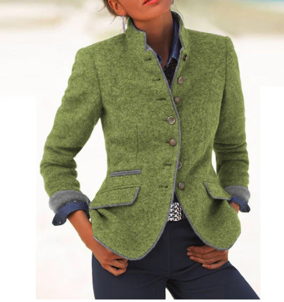 Violeta - federleichte Jacke mit hohem Kragen