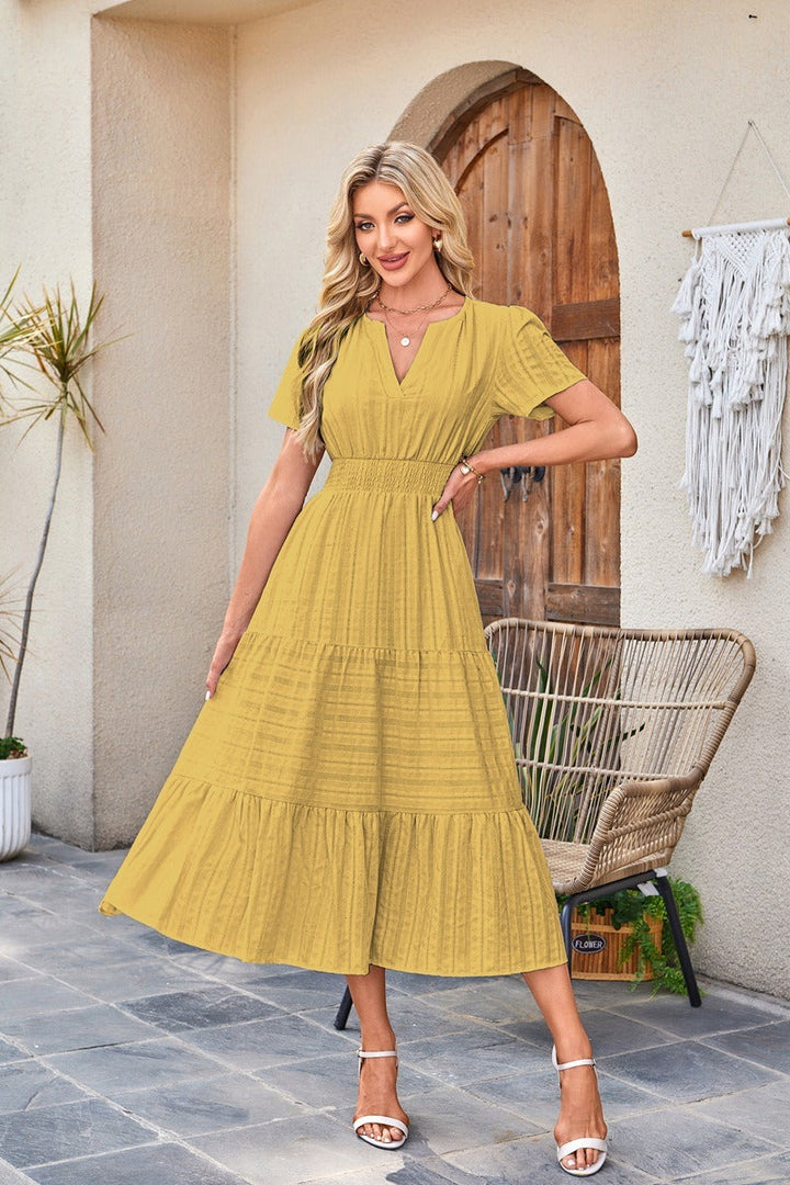 Astrelle - Strukturiertes Maxikleid mit Stufen