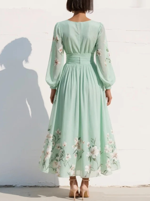 Maribel - Soft-Touch-Plisseekleid mit V-Ausschnitt