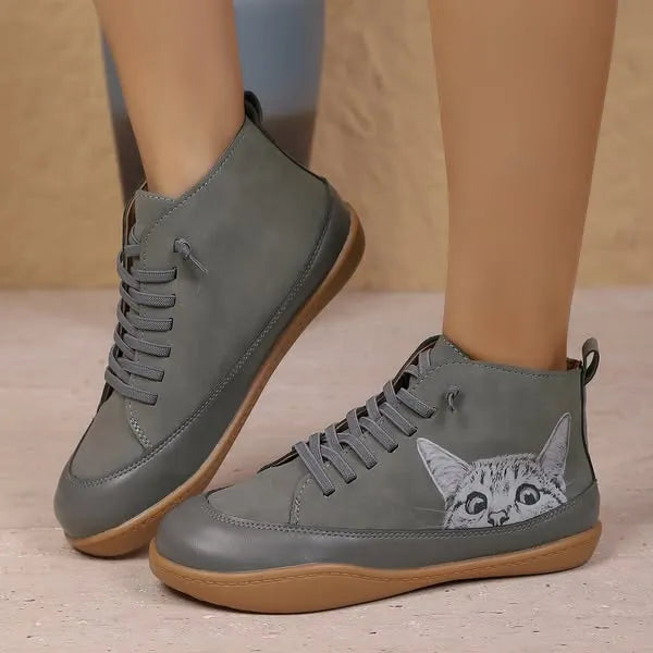 Zorelle - Bequeme Katzenmotiv-Stiefeletten