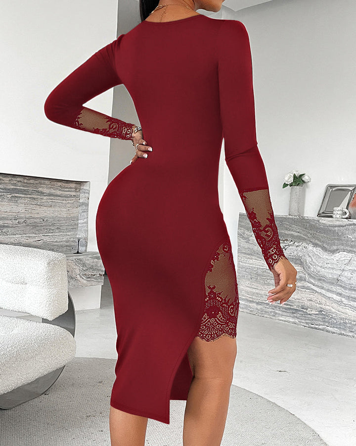 Junia - Kleid mit quadratischem Ausschnitt und Spitzenbesatz