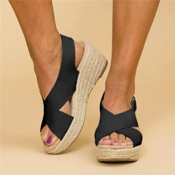 Zadie - lässige Plateausandalen mit überkreuzten Riemen