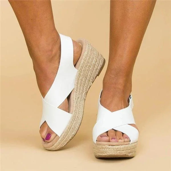Zadie - lässige Plateausandalen mit überkreuzten Riemen