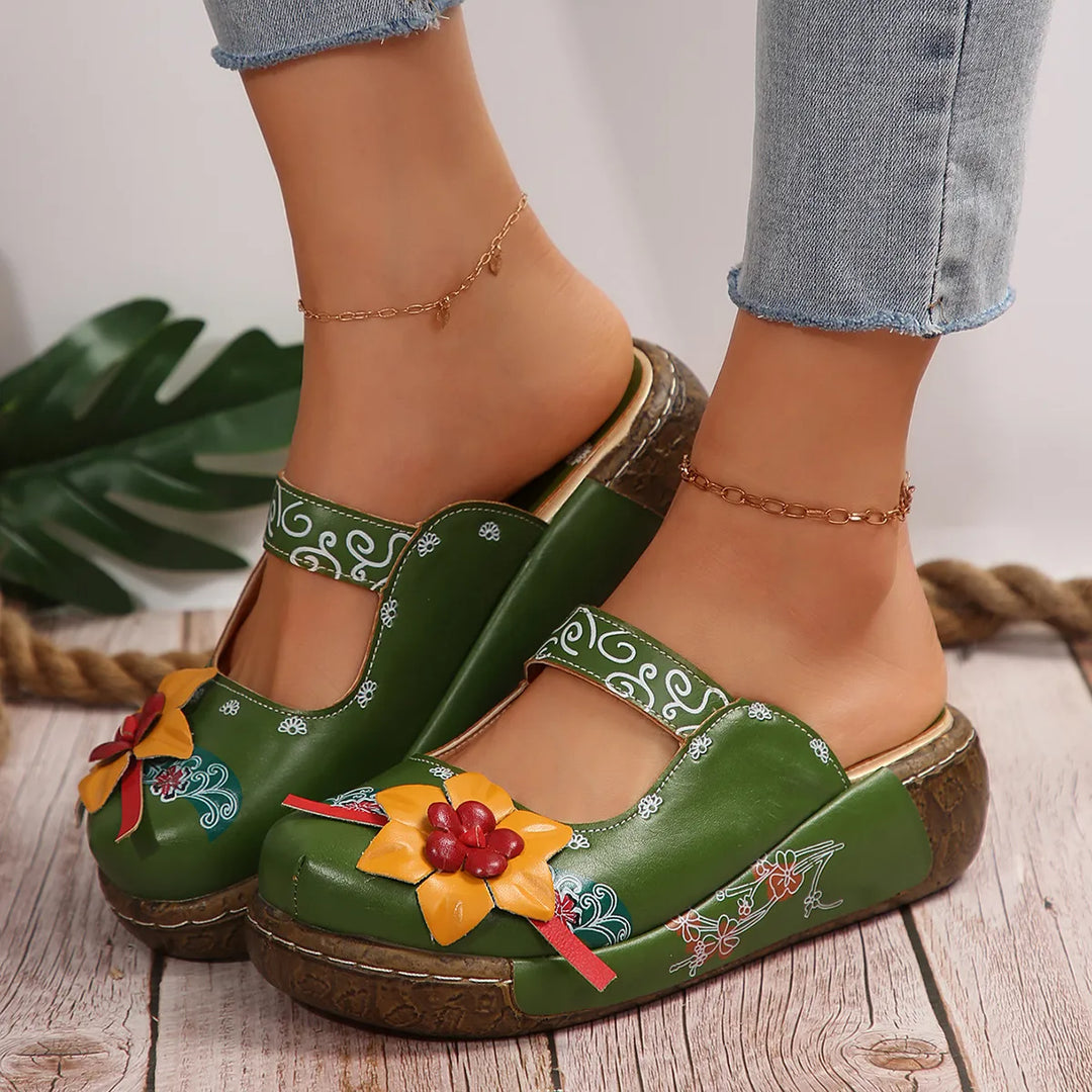 Kendra - Gepolsterte Clogs