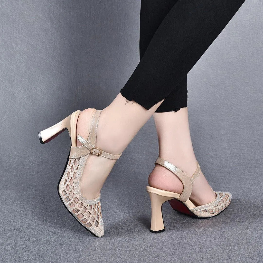 Delyse - Premium-Blockabsatz-Pumps