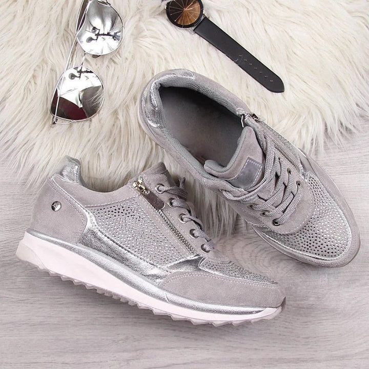Raina - Schnür-Sneaker mit seitlichem Reißverschluss und lässiger Passform