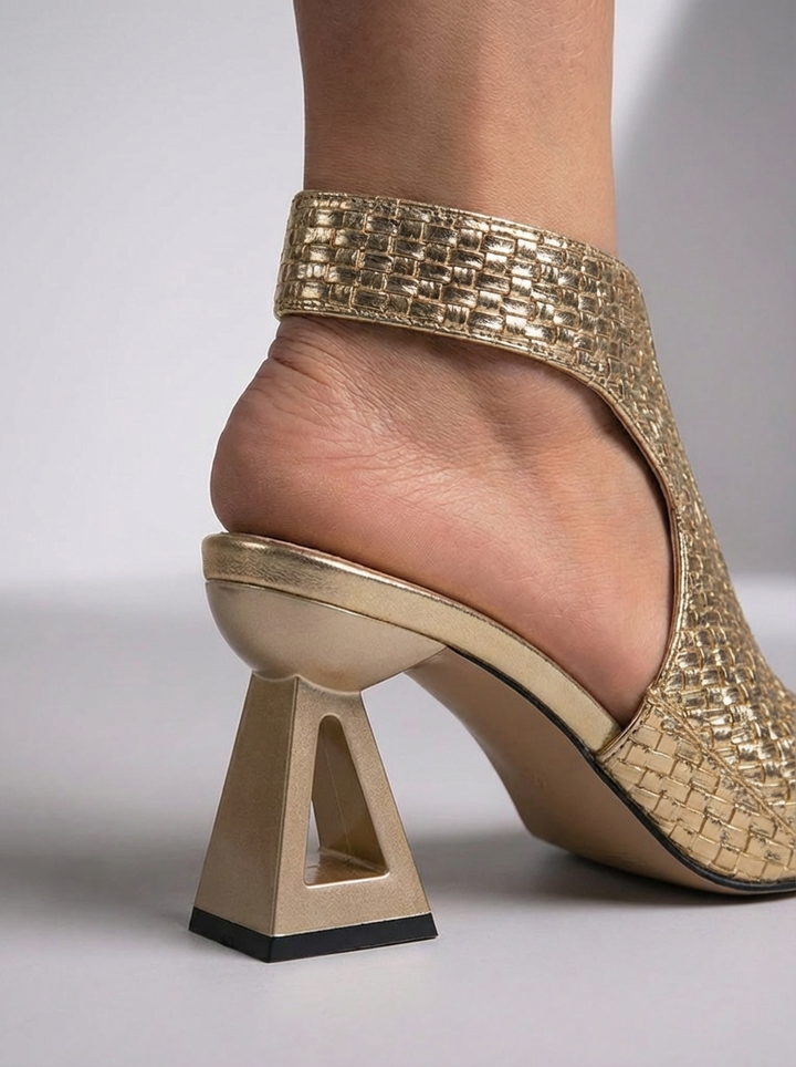 Indie - gepolsterte Slingback-Pumps