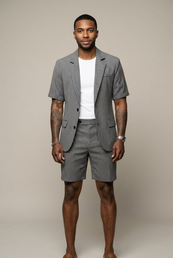 Rufus - Tailliertes Set aus Karoblazer und Shorts