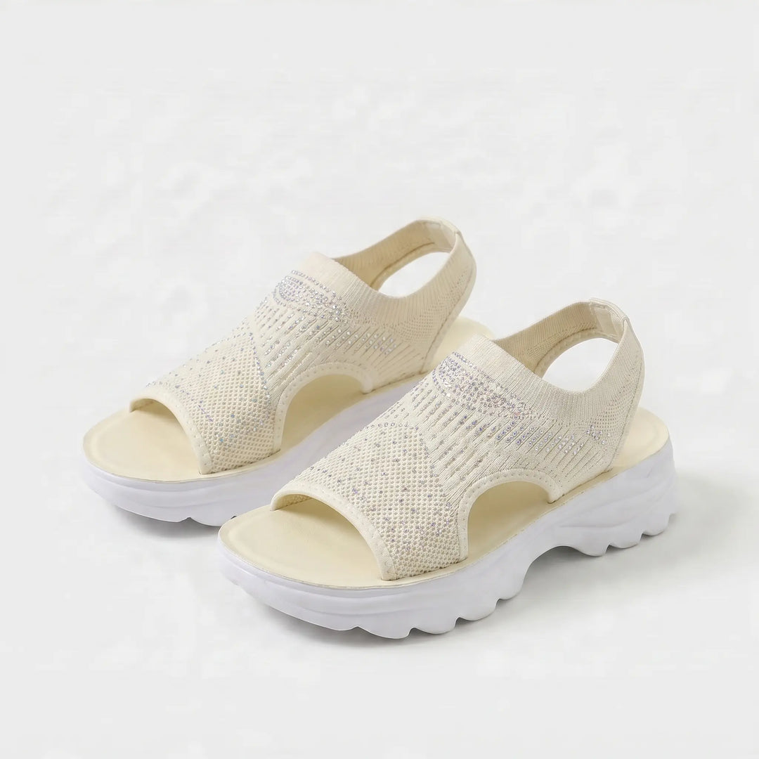 Joelle - atmungsaktive, gepolsterte Sandalen