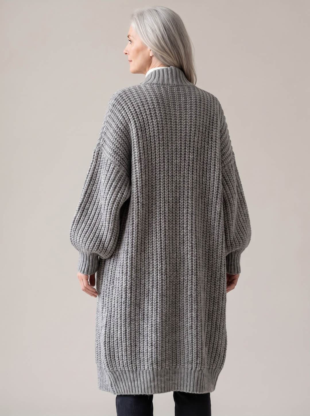 Rosalienne - Lang geschnittener Soft-Touch-Cardigan