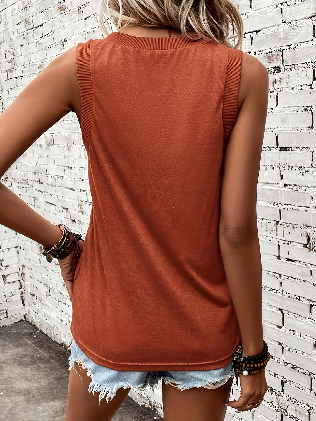 Megan - Soft-Touch T-Shirt mit Herzausschnitt