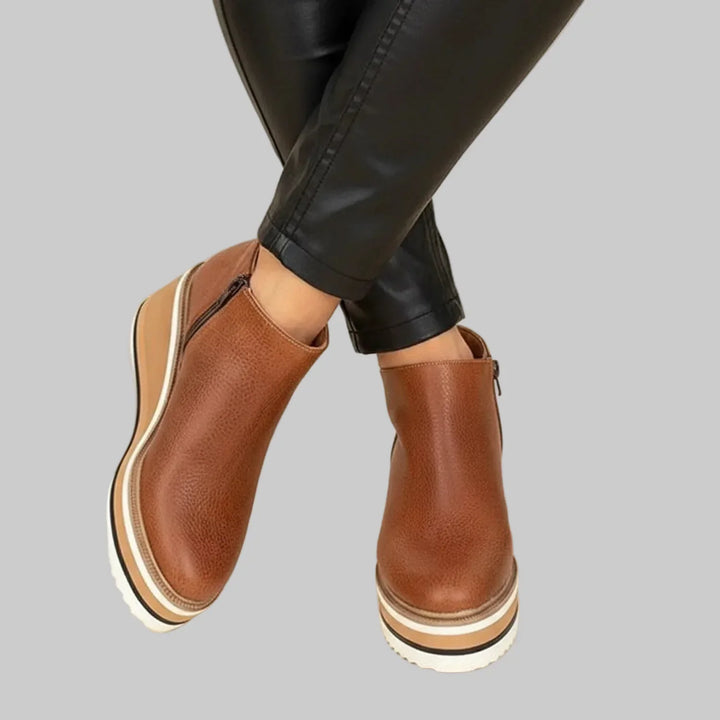 Fayloria - Bequeme Keilabsatz-Stiefeletten