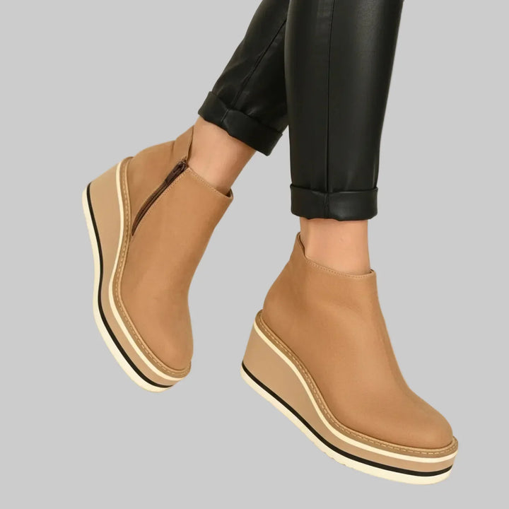 Fayloria - Bequeme Keilabsatz-Stiefeletten