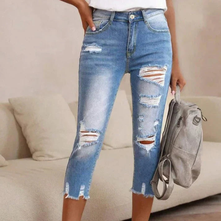 Delina - Ripped-Jeans