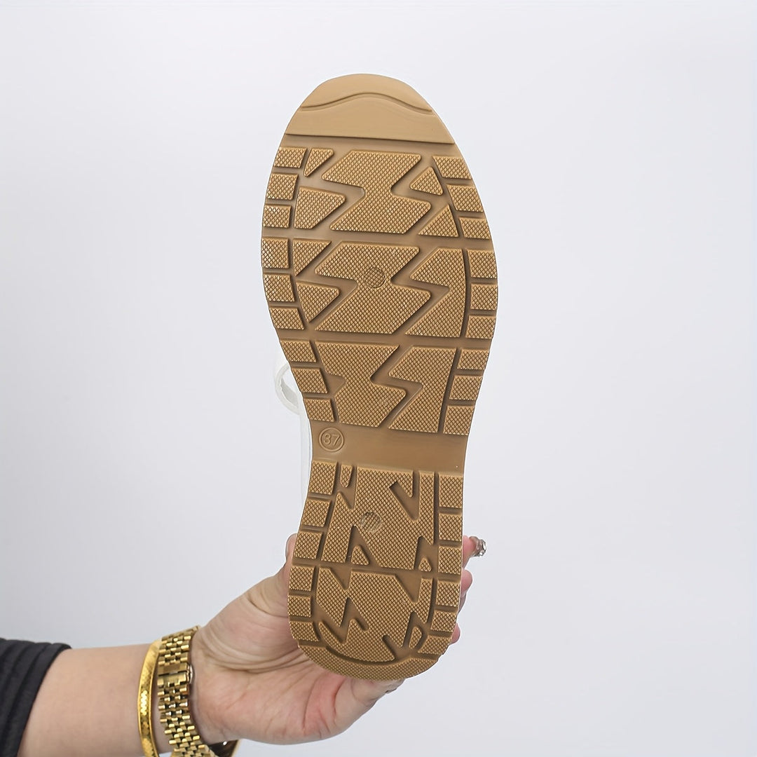Novessia - Plateau-Keilsandalen mit Cut-outs